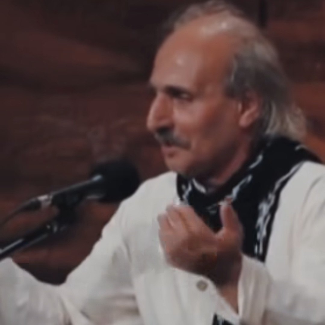 آهنگ جدید ایرج رحمانپور سر زمینم زخمی اما سر و بالا